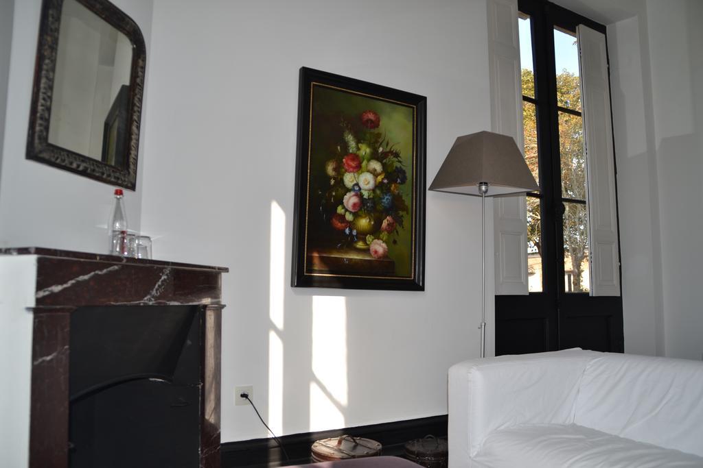 Chateau Les Merles Et Ses Villas Mouleydier Esterno foto
