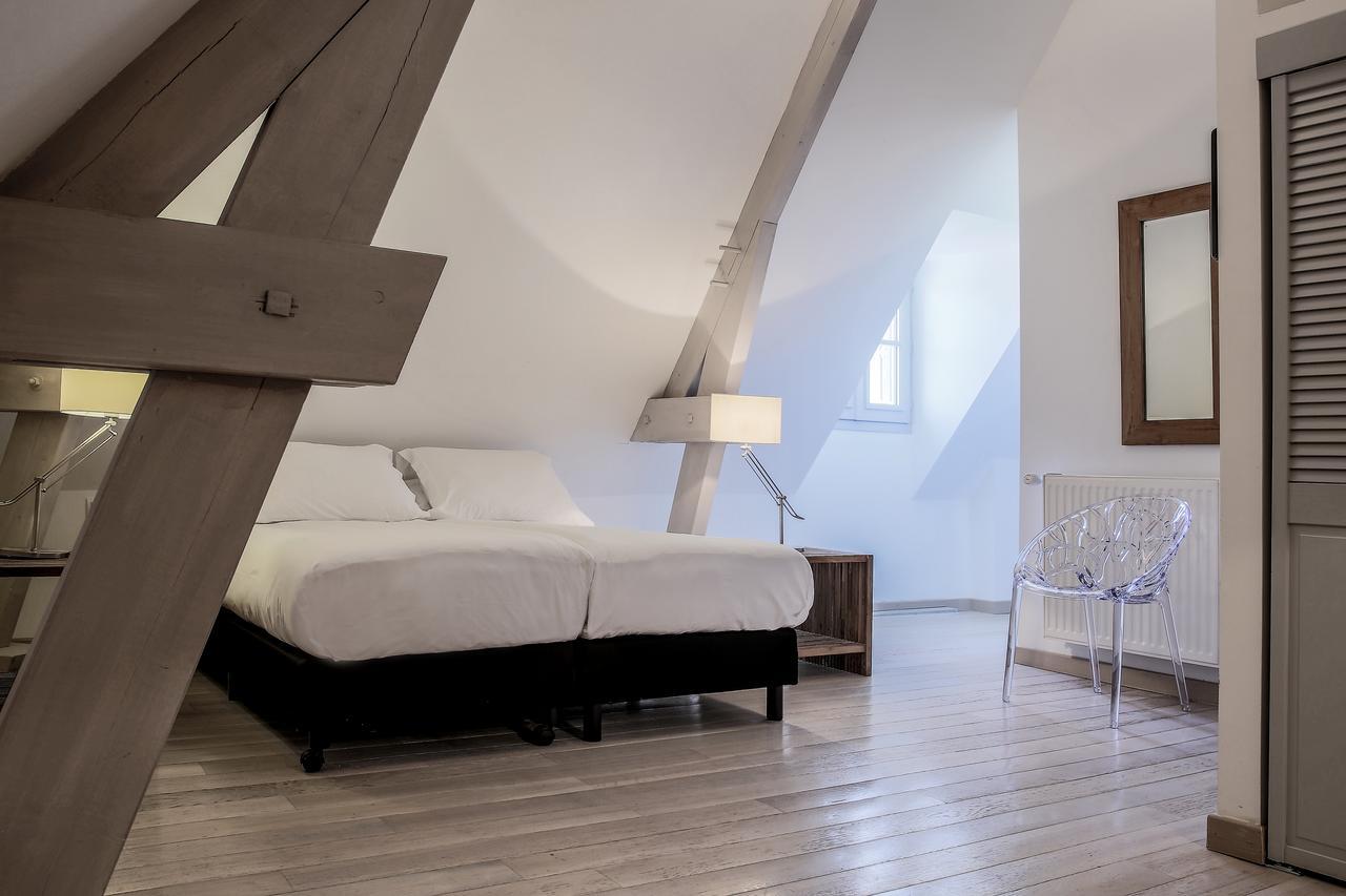 Chateau Les Merles Et Ses Villas Mouleydier Esterno foto