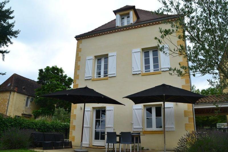 Chateau Les Merles Et Ses Villas Mouleydier Esterno foto